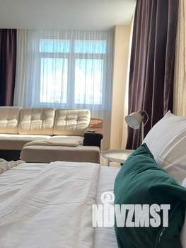 1-к квартира, посуточно, 40м2, 18/25 этаж