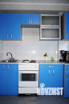 1-к квартира, посуточно, 35м2, 6/9 этаж