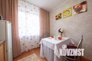 2-к квартира, посуточно, 54м2, 1/1 этаж