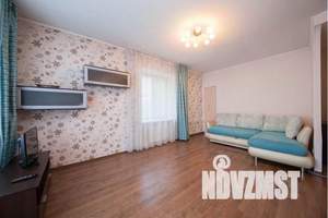 1-к квартира, посуточно, 37м2, 4/4 этаж