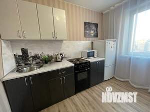 1-к квартира, посуточно, 40м2, 7/10 этаж