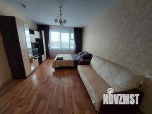 1-к квартира, посуточно, 37м2, 15/16 этаж