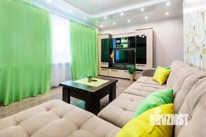 3-к квартира, посуточно, 74м2, 1/1 этаж