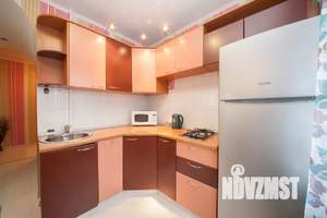 1-к квартира, посуточно, 38м2, 2/5 этаж