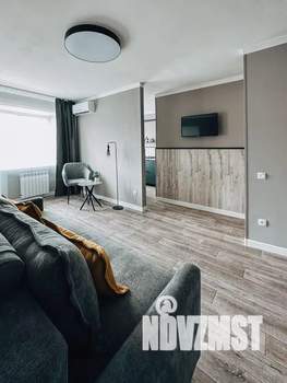 2-к квартира, посуточно, 42м2, 5/5 этаж