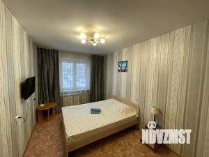 1-к квартира, посуточно, 42м2, 2/15 этаж