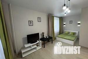 1-к квартира, посуточно, 38м2, 2/9 этаж