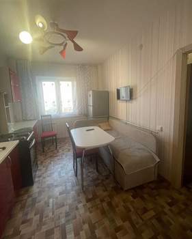 1-к квартира, на длительный срок, 42м2, 7/17 этаж