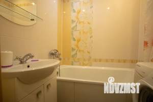 1-к квартира, посуточно, 42м2, 7/10 этаж