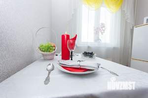 1-к квартира, посуточно, 42м2, 8/10 этаж
