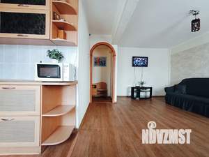 2-к квартира, посуточно, 42м2, 5/5 этаж