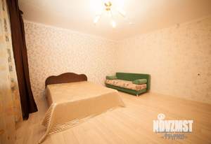 1-к квартира, посуточно, 42м2, 2/10 этаж