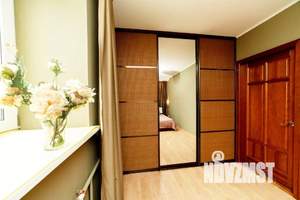 1-к квартира, посуточно, 46м2, 1/1 этаж