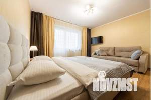 1-к квартира, посуточно, 42м2, 4/10 этаж