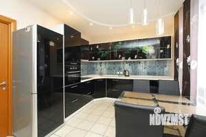 3-к квартира, посуточно, 110м2, 1/1 этаж