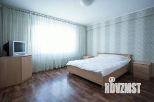 1-к квартира, посуточно, 54м2, 1/1 этаж