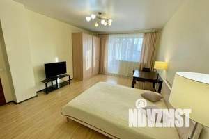 1-к квартира, посуточно, 48м2, 8/9 этаж