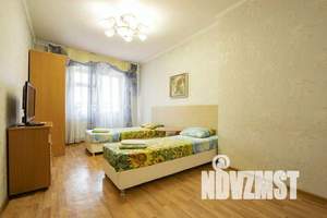 1-к квартира, посуточно, 37м2, 5/10 этаж