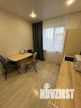 1-к квартира, посуточно, 42м2, 9/10 этаж