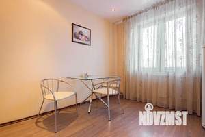1-к квартира, посуточно, 40м2, 4/10 этаж