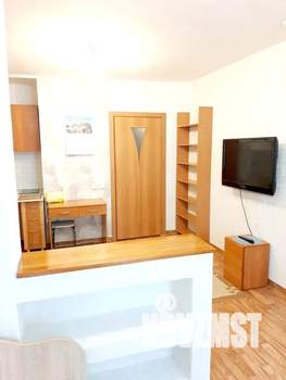 1-к квартира, посуточно, 37м2, 3/25 этаж