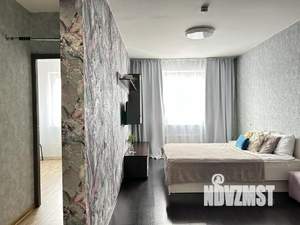 1-к квартира, посуточно, 38м2, 1/1 этаж