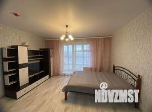 Студия квартира, на длительный срок, 35м2, 12/18 этаж