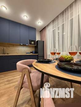 1-к квартира, посуточно, 37м2, 24/24 этаж