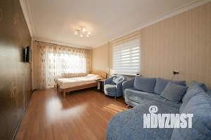 1-к квартира, посуточно, 38м2, 4/5 этаж