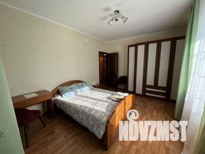 2-к квартира, на длительный срок, 68м2, 1/6 этаж