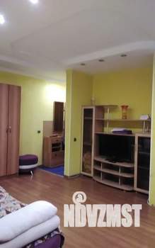 2-к квартира, посуточно, 50м2, 2/5 этаж