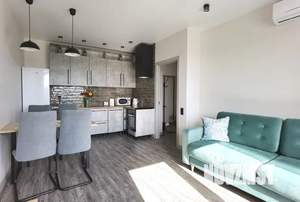 1-к квартира, посуточно, 50м2, 4/9 этаж