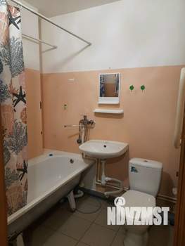 Студия квартира, на длительный срок, 28м2, 17/18 этаж