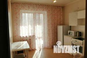 1-к квартира, посуточно, 40м2, 4/17 этаж