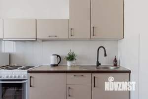 1-к квартира, посуточно, 42м2, 8/10 этаж