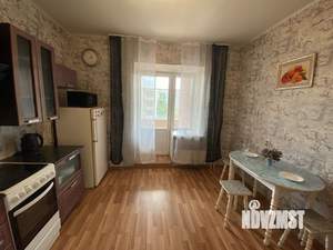 1-к квартира, посуточно, 42м2, 4/10 этаж