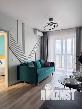 2-к квартира, посуточно, 40м2, 13/17 этаж