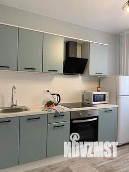 1-к квартира, посуточно, 42м2, 9/10 этаж