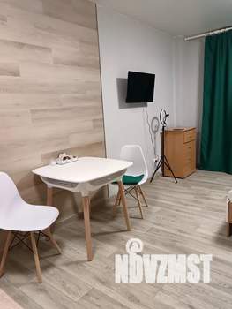 Студия квартира, посуточно, 27м2, 2/17 этаж