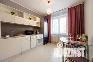 1-к квартира, посуточно, 40м2, 12/23 этаж