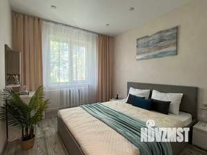 4-к квартира, посуточно, 90м2, 1/5 этаж