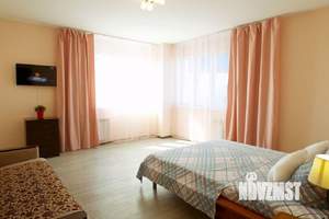 2-к квартира, посуточно, 70м2, 1/1 этаж