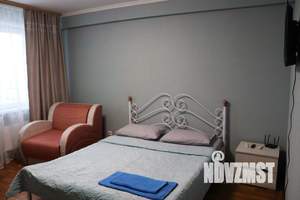 1-к квартира, посуточно, 32м2, 1/1 этаж