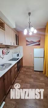 1-к квартира, посуточно, 40м2, 8/17 этаж