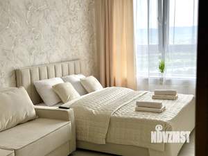 1-к квартира, посуточно, 42м2, 22/23 этаж