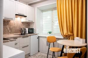 1-к квартира, посуточно, 38м2, 1/5 этаж