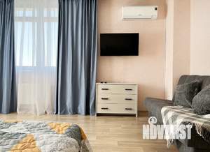 1-к квартира, посуточно, 45м2, 17/25 этаж