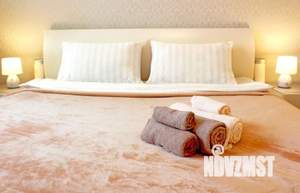 2-к квартира, посуточно, 54м2, 1/1 этаж