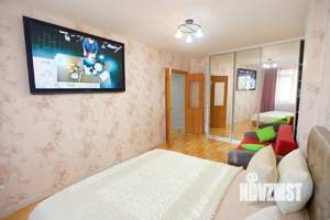 1-к квартира, посуточно, 50м2, 2/10 этаж