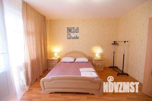 1-к квартира, посуточно, 50м2, 1/1 этаж